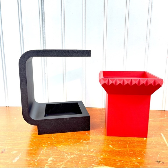 The Daka Planter with Stand, Indoor Flower Pot, Succulent - Picture 7 of 10